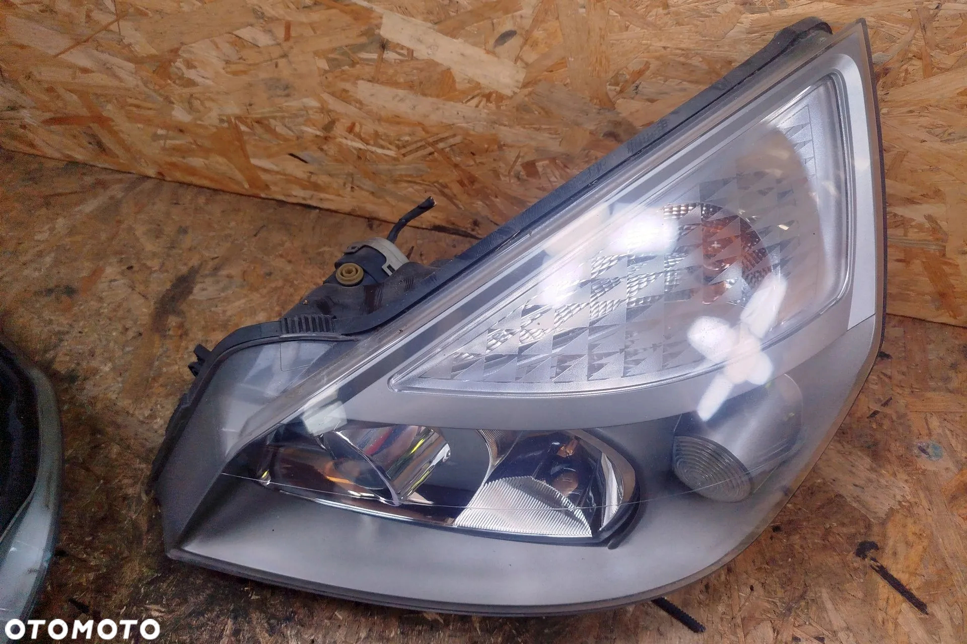 lampa przód prawa + lewa XENON -soczewka komplet 2 sztuki prawie Nowe do RENAULT Espace 4 IV 02-06r /GRAND - 16