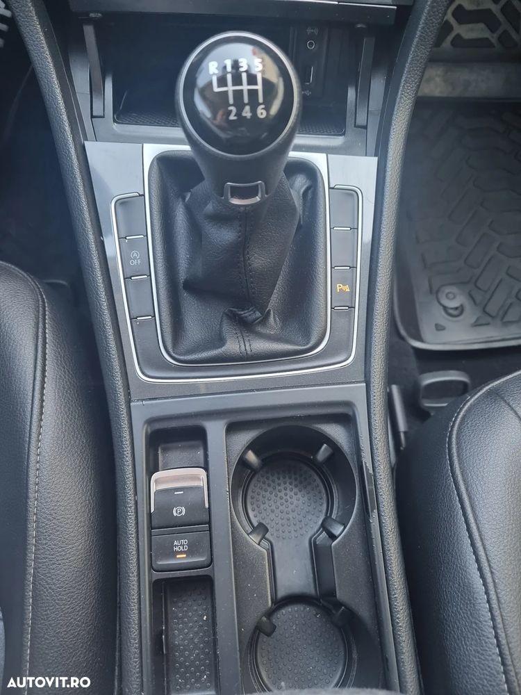 Volkswagen Golf 1.0 TSI Comfortline - 13