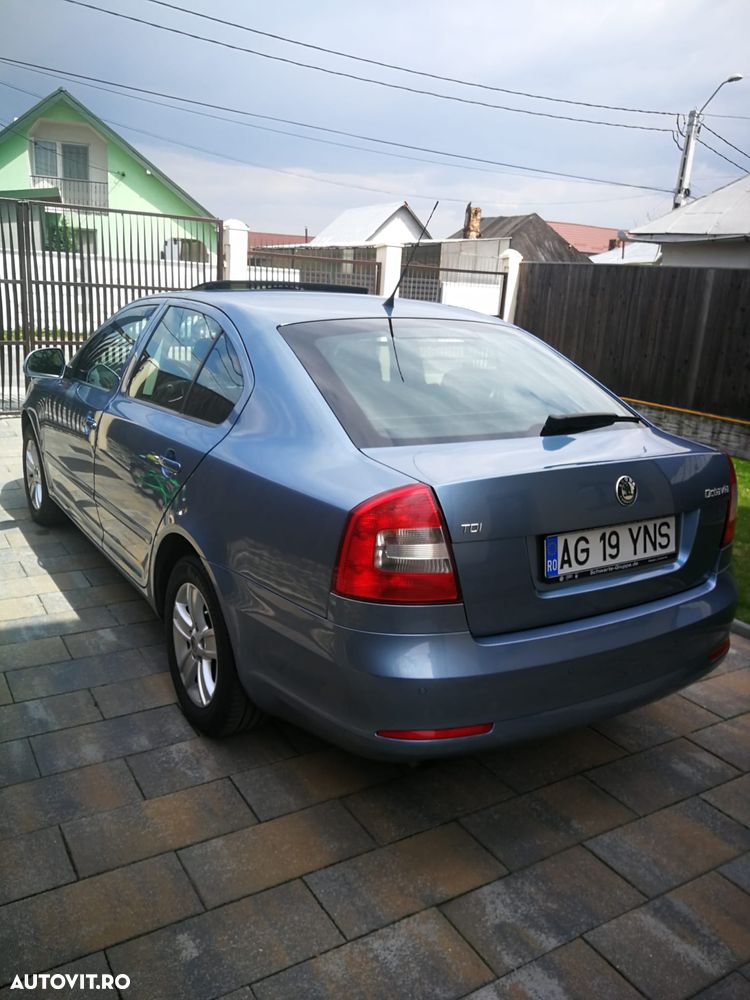 Skoda Octavia 1.6 TDI Business DSG - 4