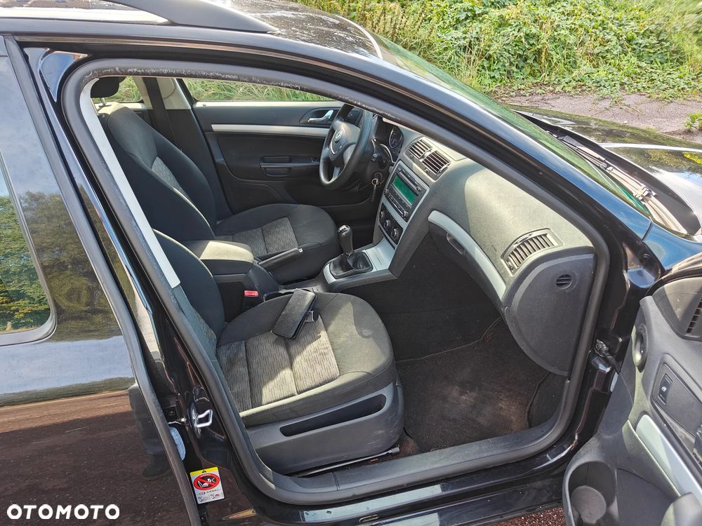 Skoda Octavia 1.6 TDI DPF Ambition - 29