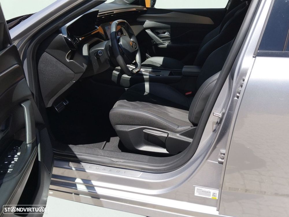 Peugeot 308 1.2 PureTech GT EAT8 - 10