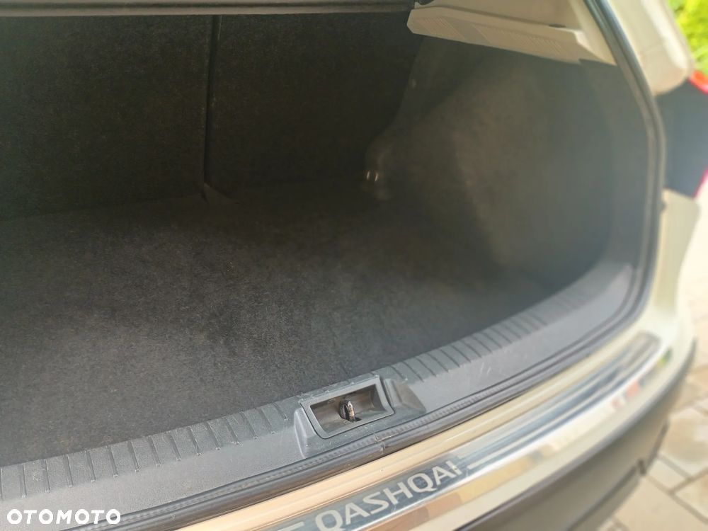 Nissan Qashqai 2.0 Acenta - 32