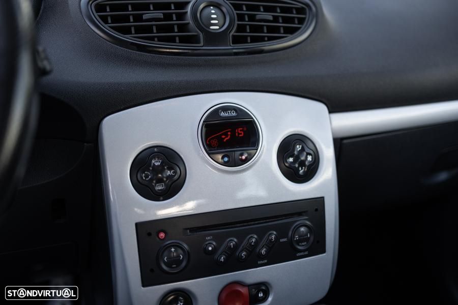 Renault Clio 2.0 16V Sport - 44