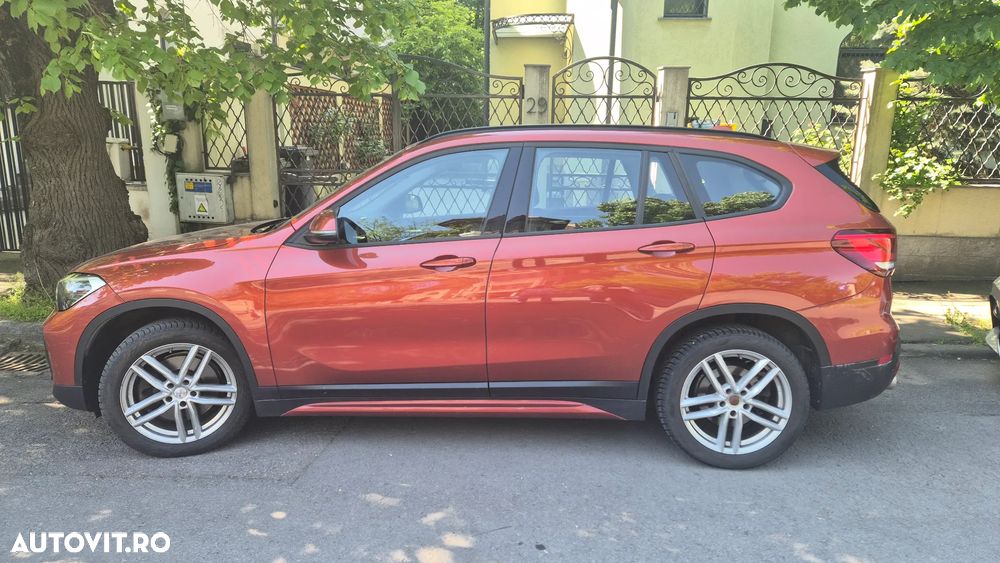 BMW X1 xDrive20i Aut. - 1