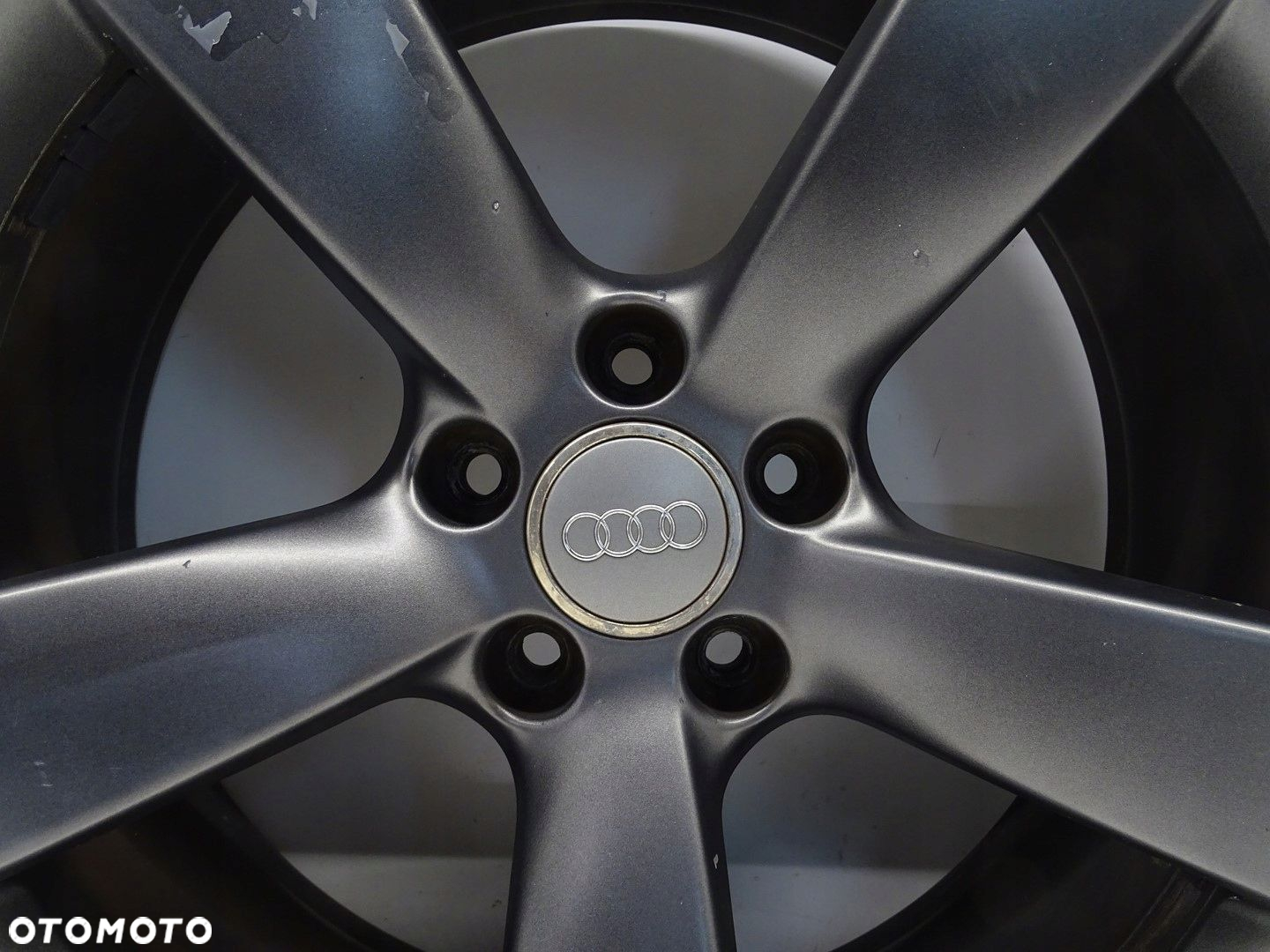 FELGA KOŁO ALUFELGA R19 AUDI A4 B8 A5 8T Q5 5X112 9J ET33 8T0601025BE ROTOR - 9