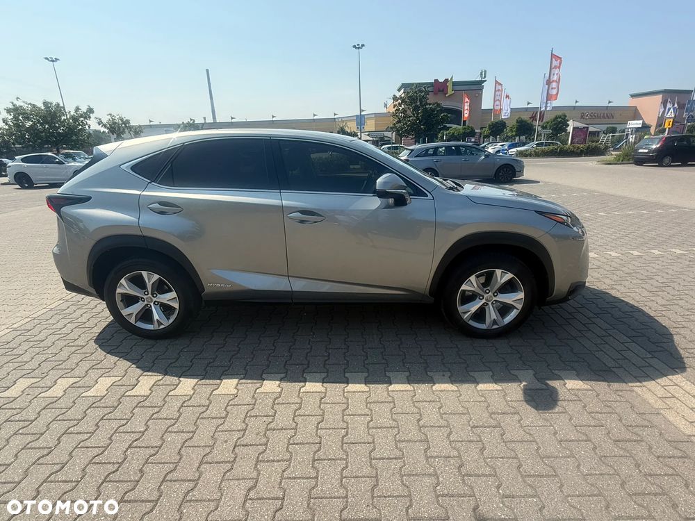Lexus NX 300h Elegance 2WD - 3