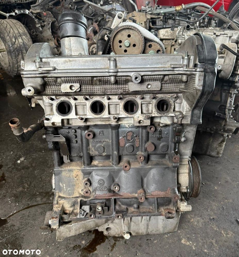 Silnik słupek Audi A3 8L 1.8 benzyna kod APG - 2