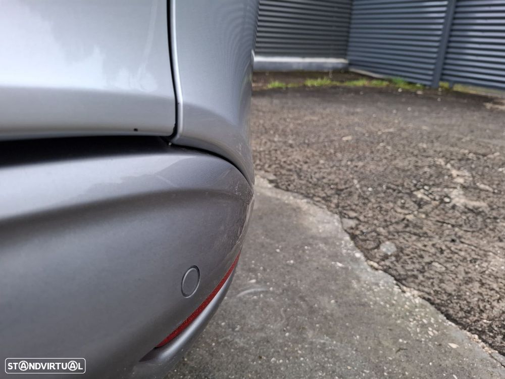 Renault Clio Sport Tourer 0.9 TCe GT Line - 48