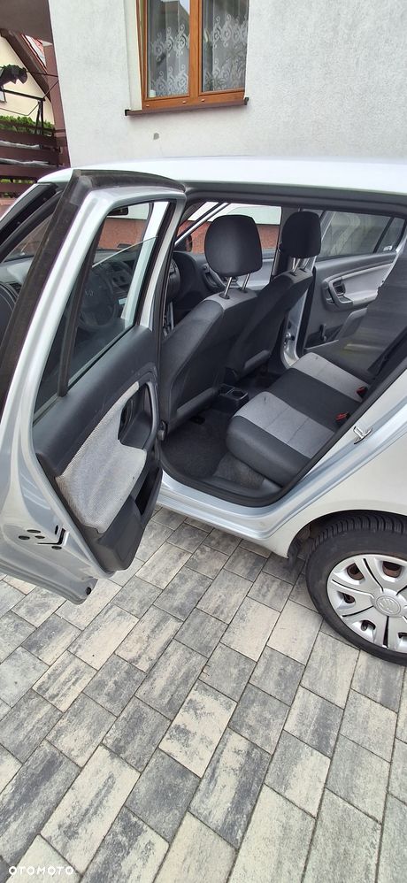 Skoda Fabia 1.6 TDI DPF Active Plus - 17