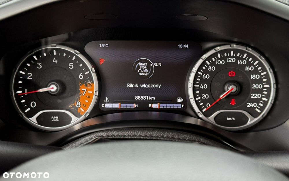 Jeep Renegade 1.4 MultiAir Limited FWD S&S - 23