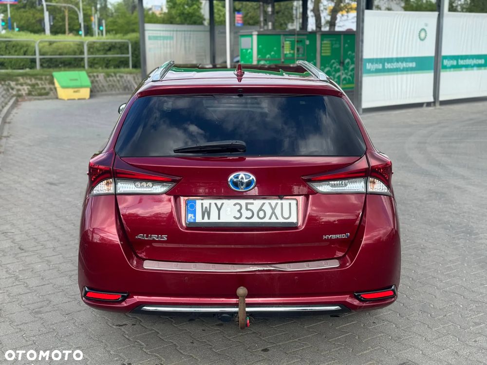 Toyota Auris Hybrid 135 Premium - 6
