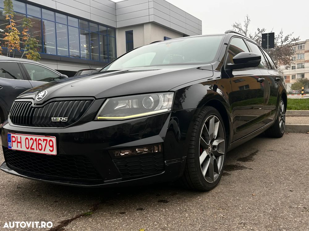 Skoda Octavia 2.0 TDI DSG RS - 1