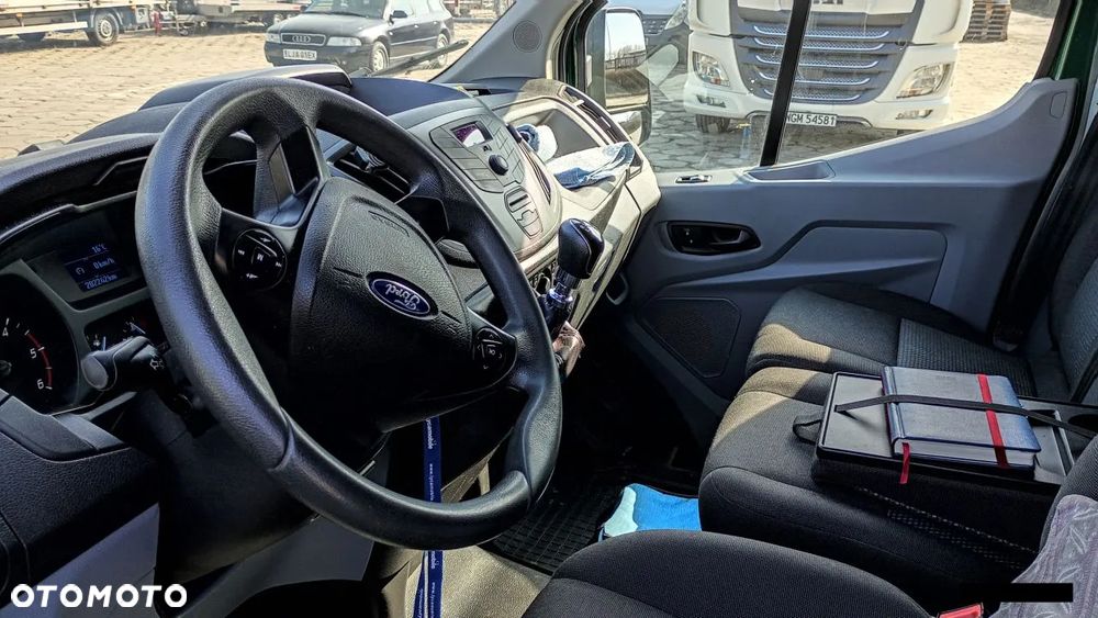 Ford Transit - 17