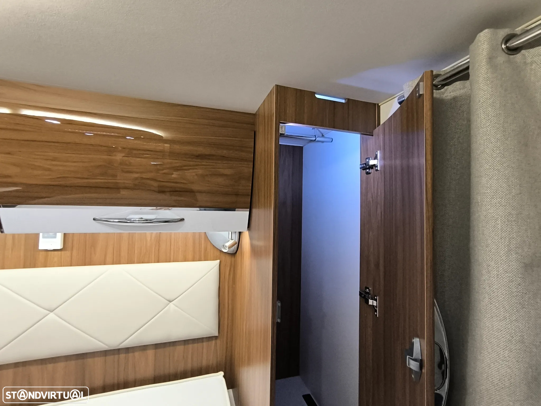 Pilote Sensation P746 - 27