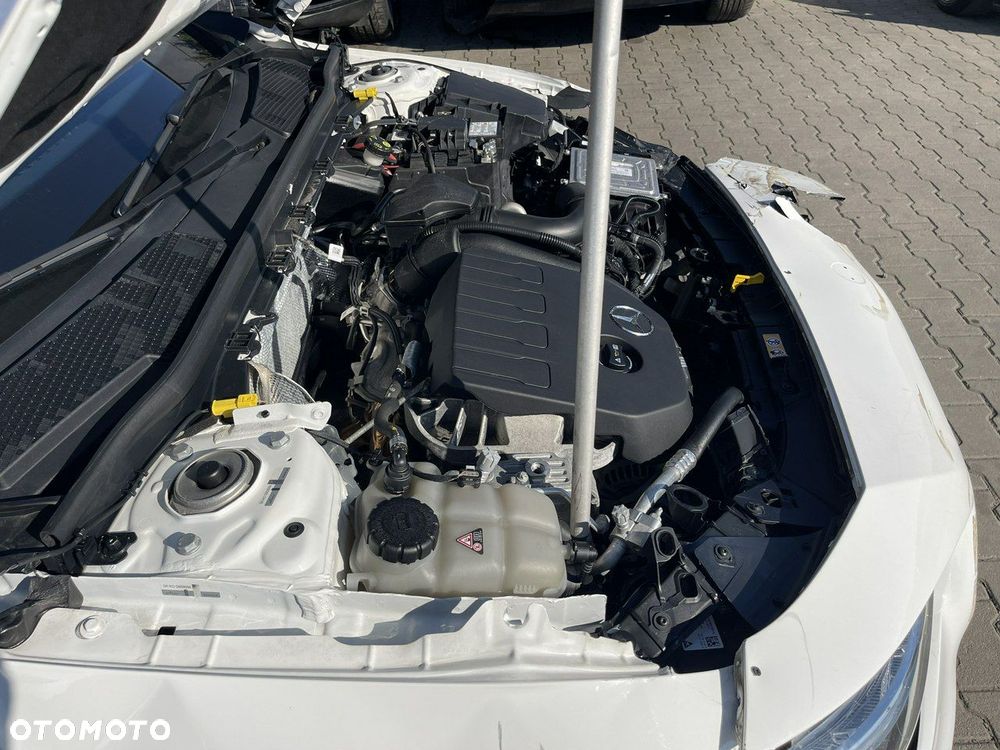 Mercedes-Benz CLA 180 7G-DCT - 12