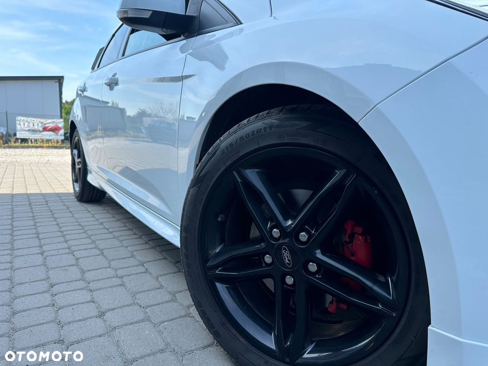 Ford Focus 1.0 EcoBoost Trend Sport - 3