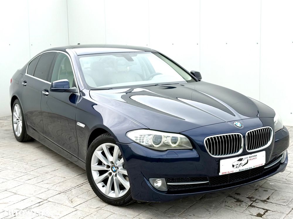 BMW Seria 5 520d Aut. Luxury Line - 2