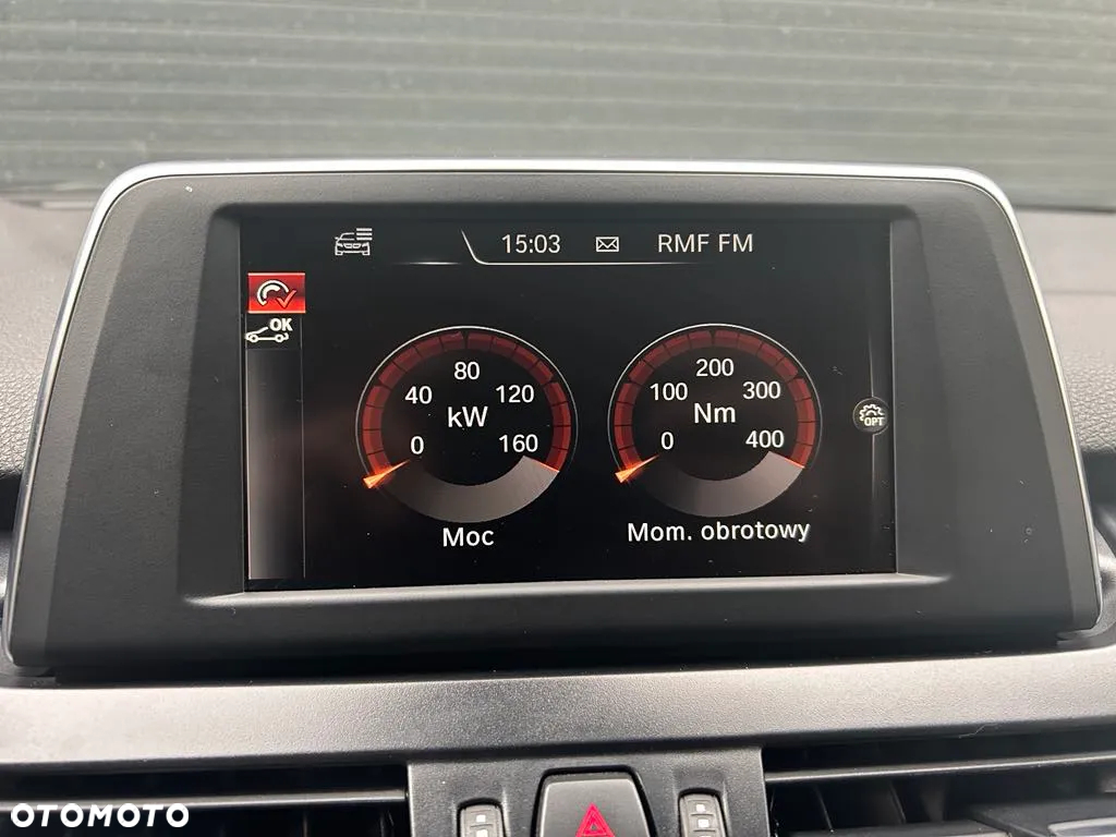 BMW Seria 2 218d - 14