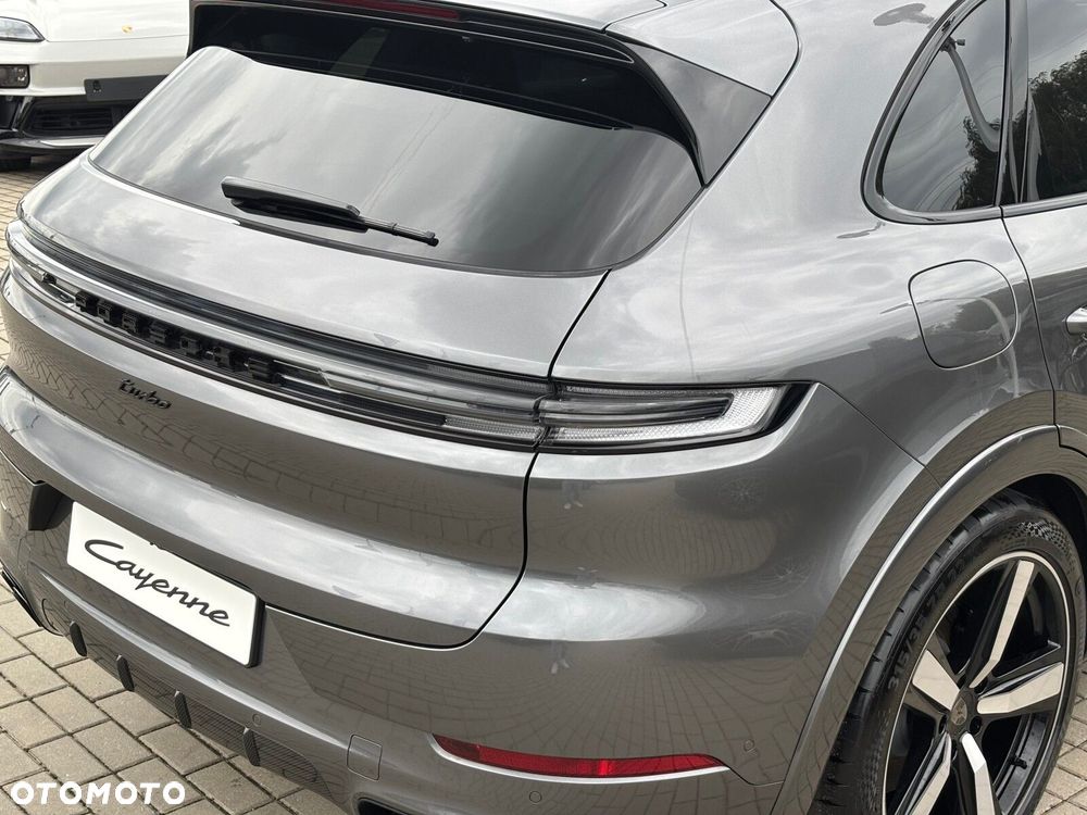 Porsche Cayenne - 9
