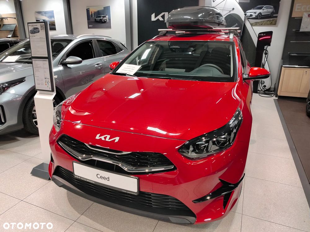 Kia Ceed 1.5 T-GDI Tribute DCT