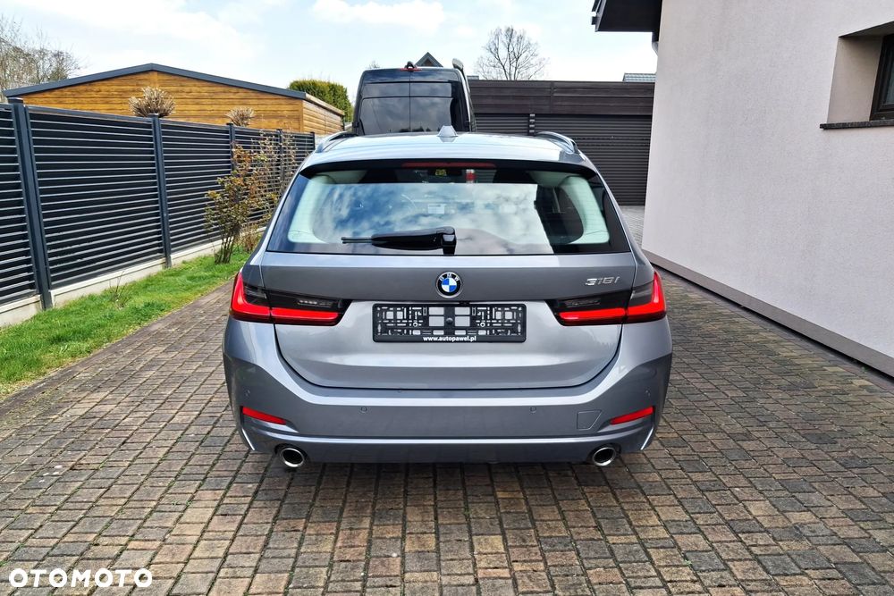 BMW Seria 3 318i Business Edition - 3