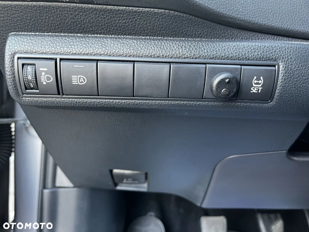 Toyota Corolla 1.6 Comfort - 16