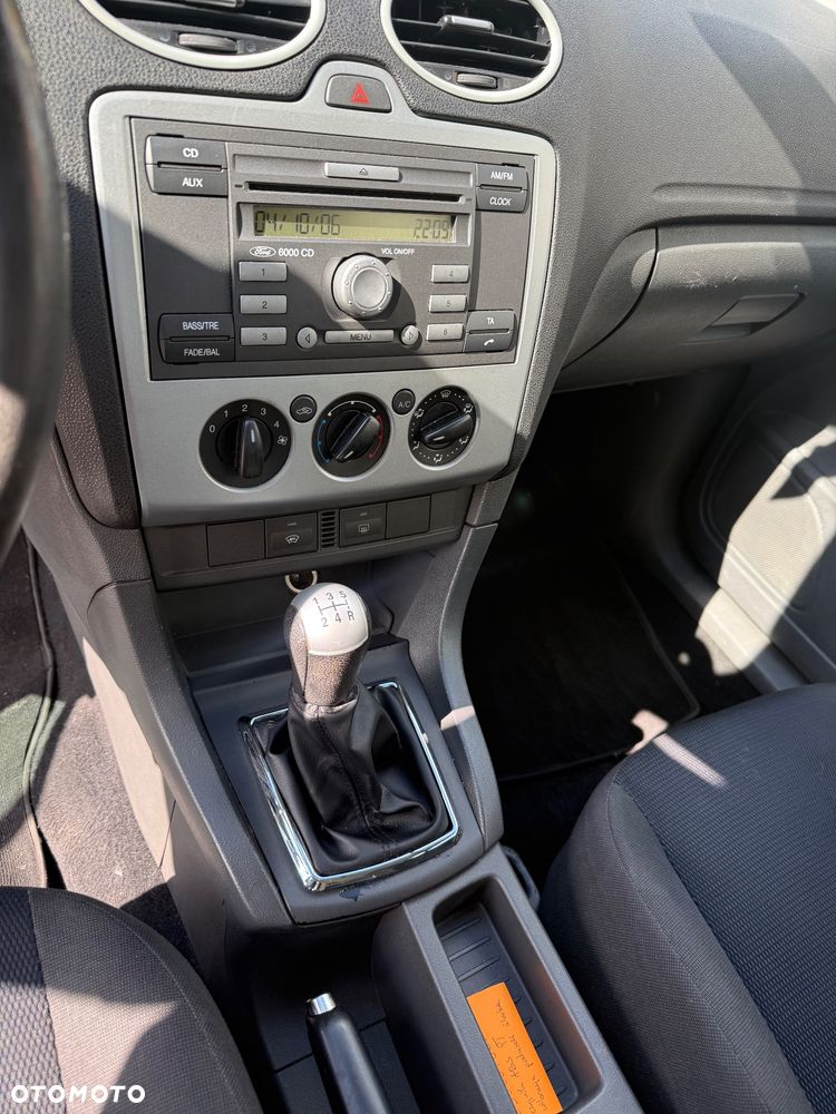 Ford Focus - 10