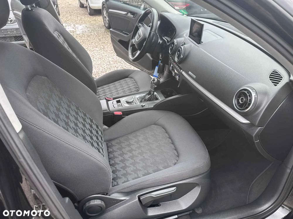 Audi A3 Sportback 1.8 TFSI quattro S tronic Attraction - 13