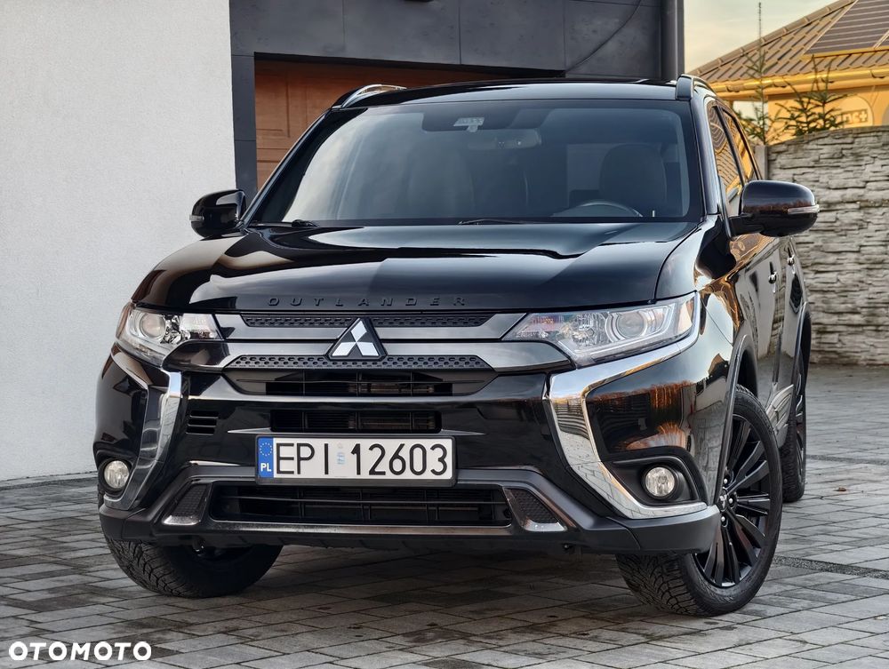 Mitsubishi Outlander 2.4 4WD CVT Intense - 22