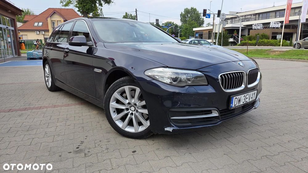 BMW Seria 5 530d xDrive Luxury Line - 4