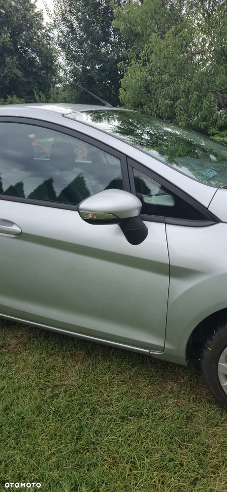 Ford Fiesta 1.25 Ambiente - 16