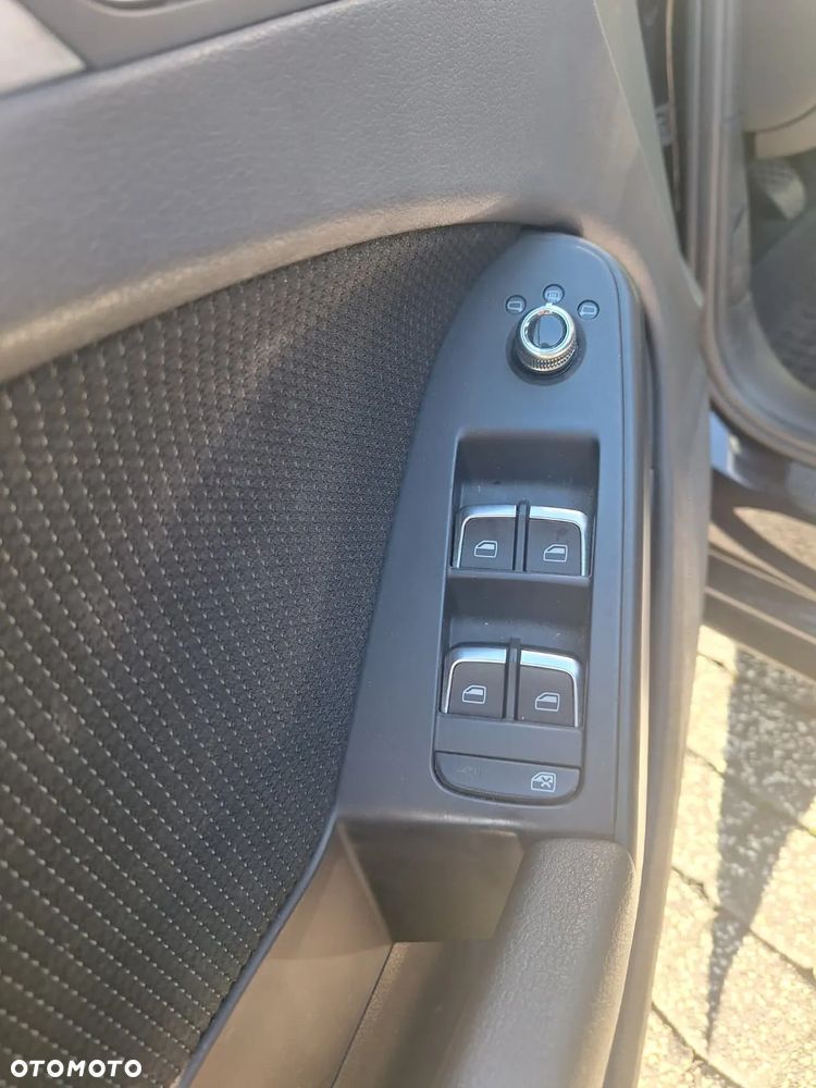 Audi A4 Limousine 1.8 TFSI S line Sportpaket - 25