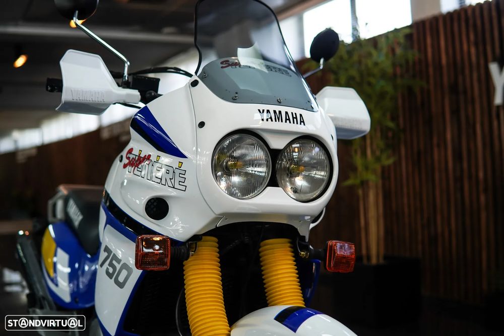 Yamaha XT750Z Super Tenere - 52