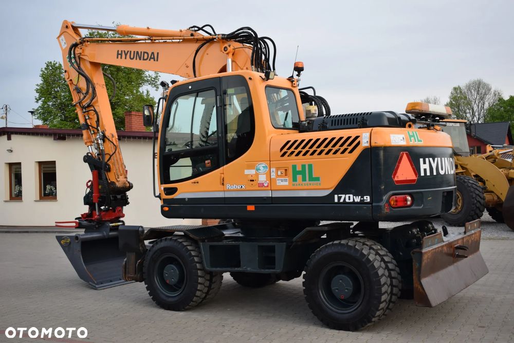 Hyundai 170W ROTOTILT - 9