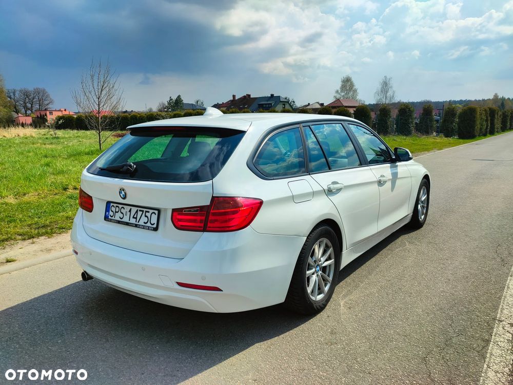 BMW Seria 3 316d - 5