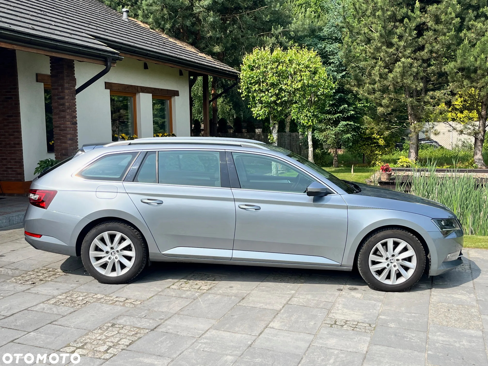 Skoda Superb 2.0 TDI Style DSG - 6