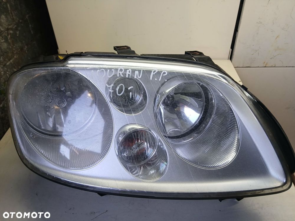Volkswagen Touran Lampa przednia prawa, lewa - 1