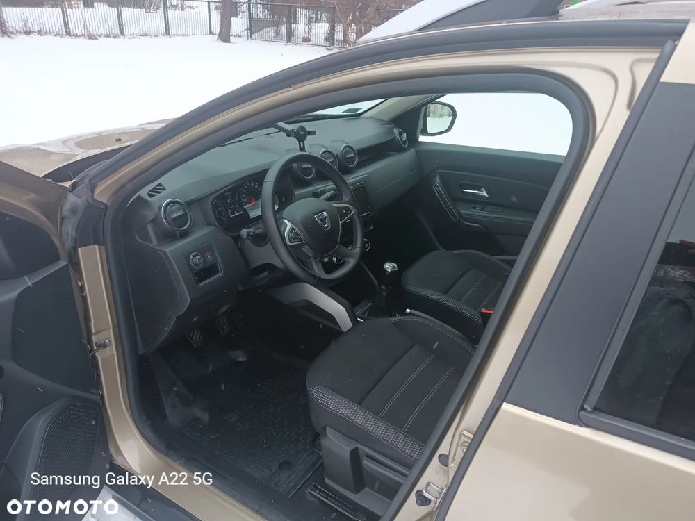 Dacia Duster 1.6 SCe S&S - 6