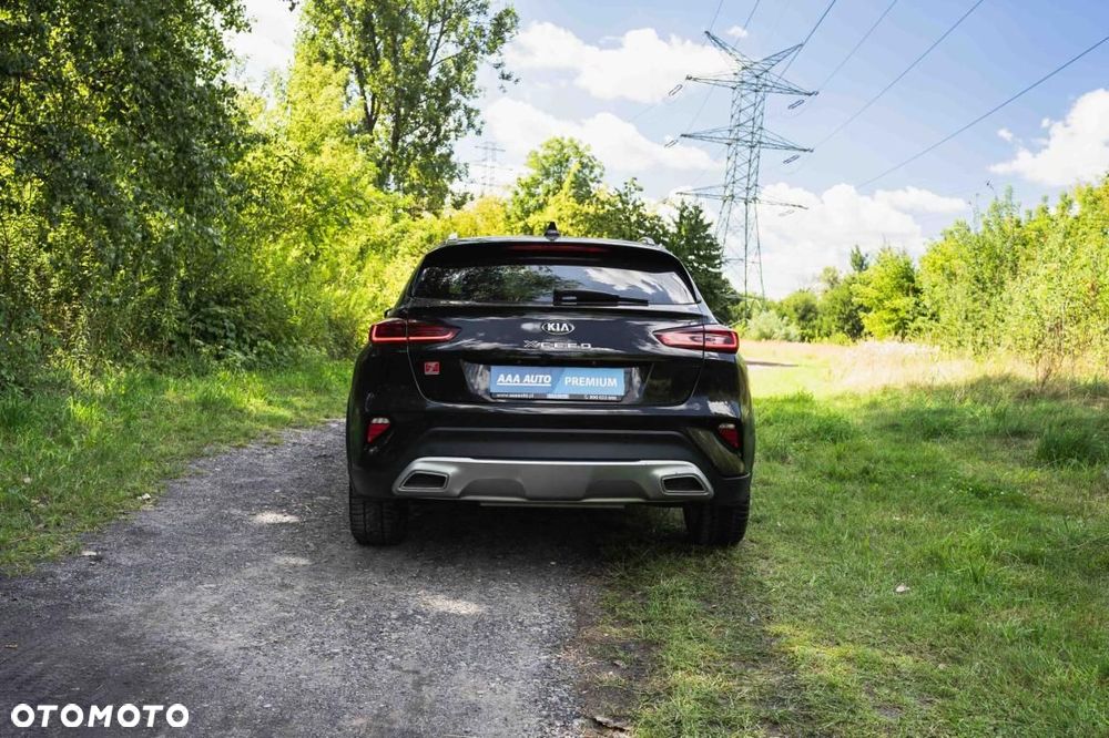 Kia XCeed - 10