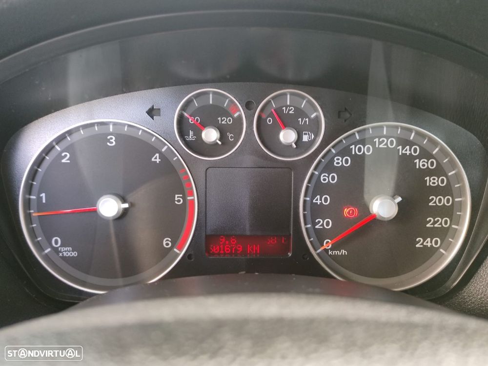 Ford Focus 1.6 TDCi Trend - 14