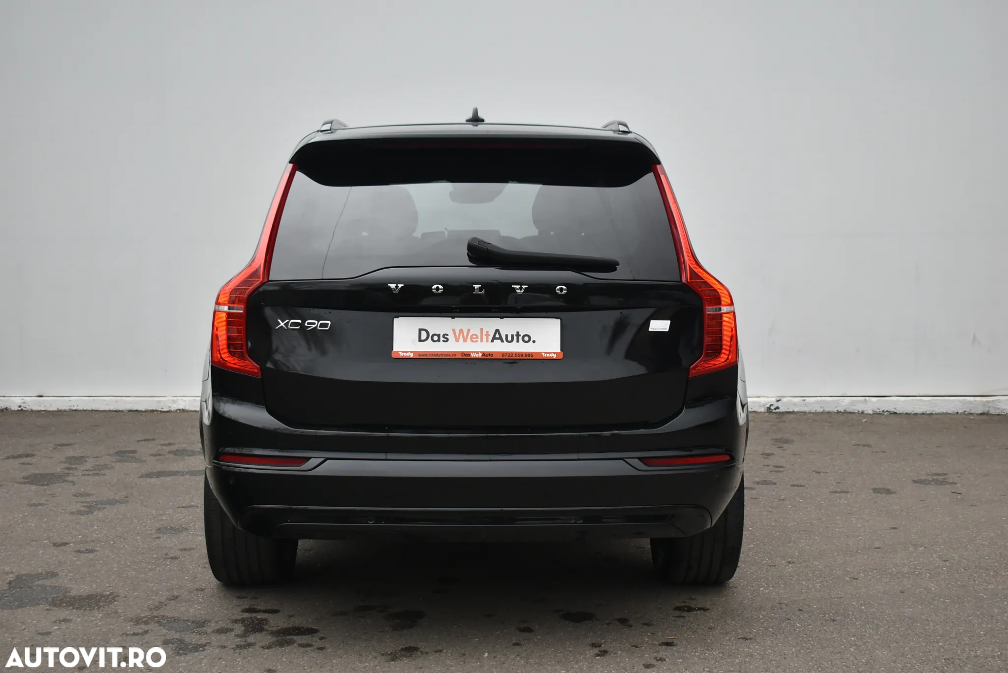 Volvo XC 90 T8 AWD Twin Engine Geartronic RDesign - 9