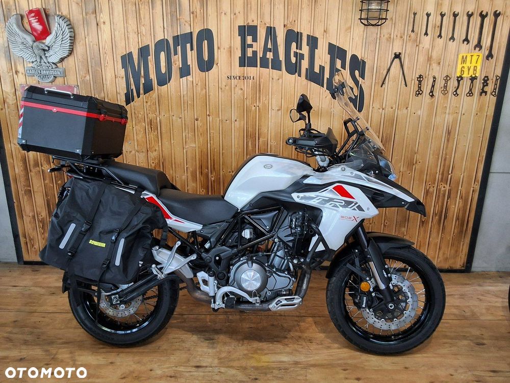 Benelli TRK 502 - 21