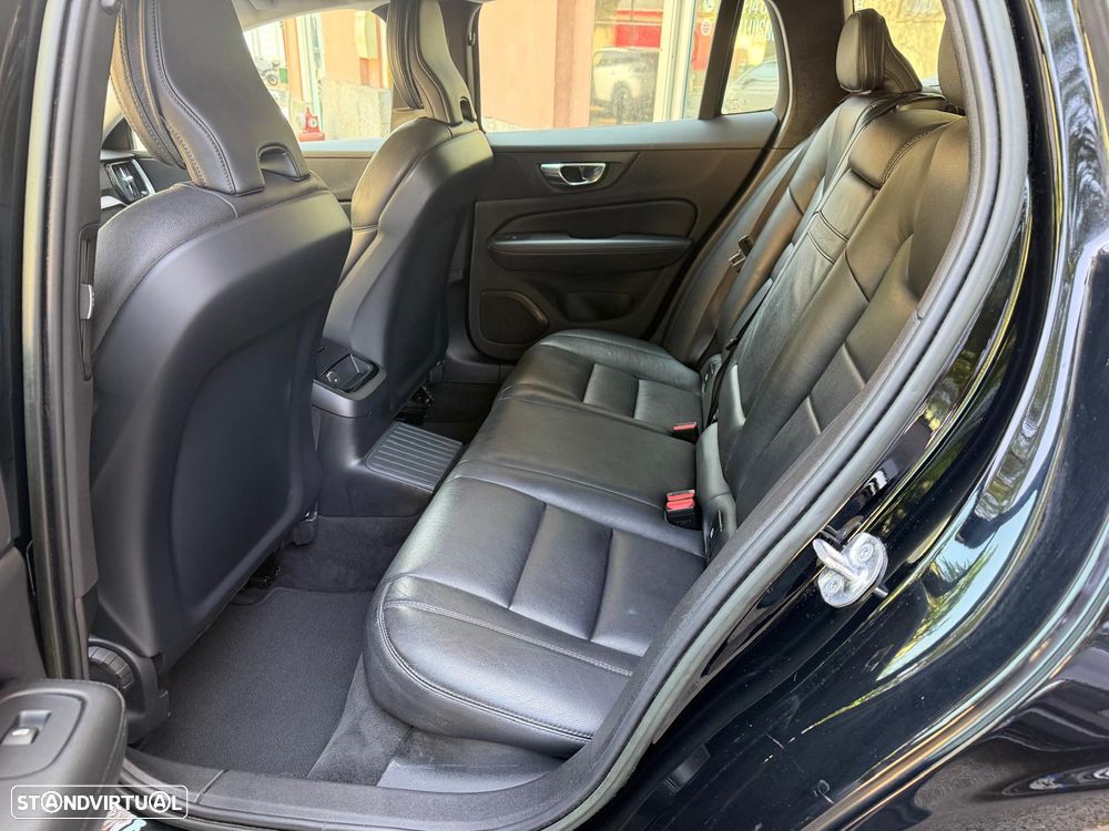 Volvo V60 2.0 T6 AWD TE Inscription Expression - 29