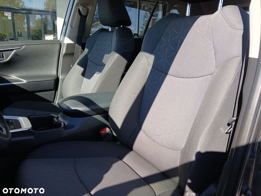 Toyota RAV4 - 40