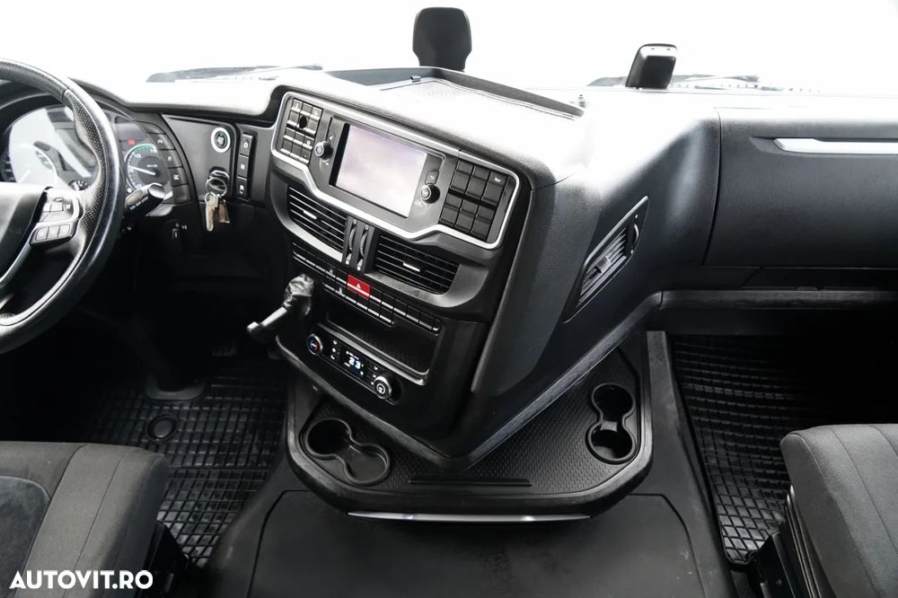 Iveco S-WAY / 460 / RETARDER / LNG - 31