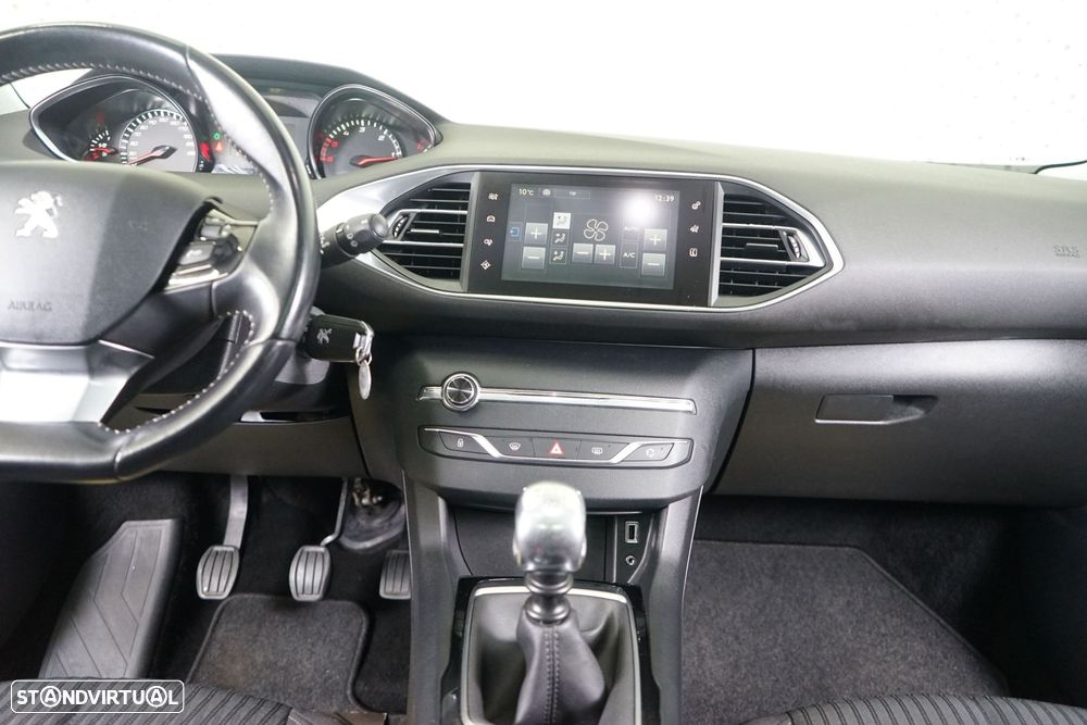 Peugeot 308 SW 1.6 BlueHDi Allure - 28