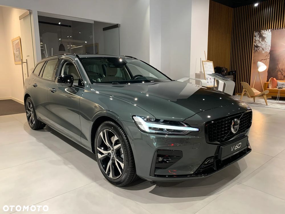 Volvo V60 B4 B Ultimate Dark - 3