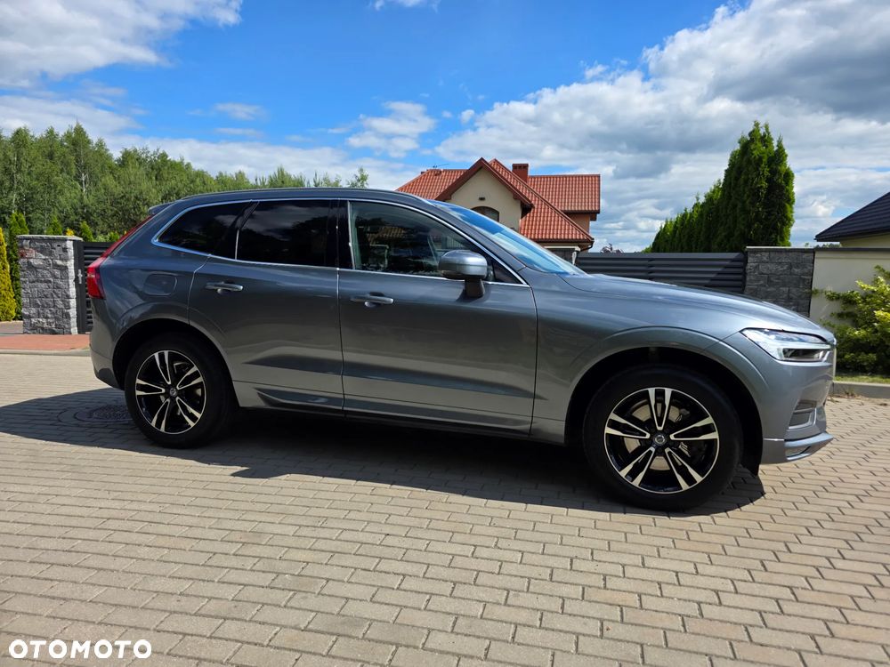 Volvo XC 60 B4 B Momentum Pro - 16