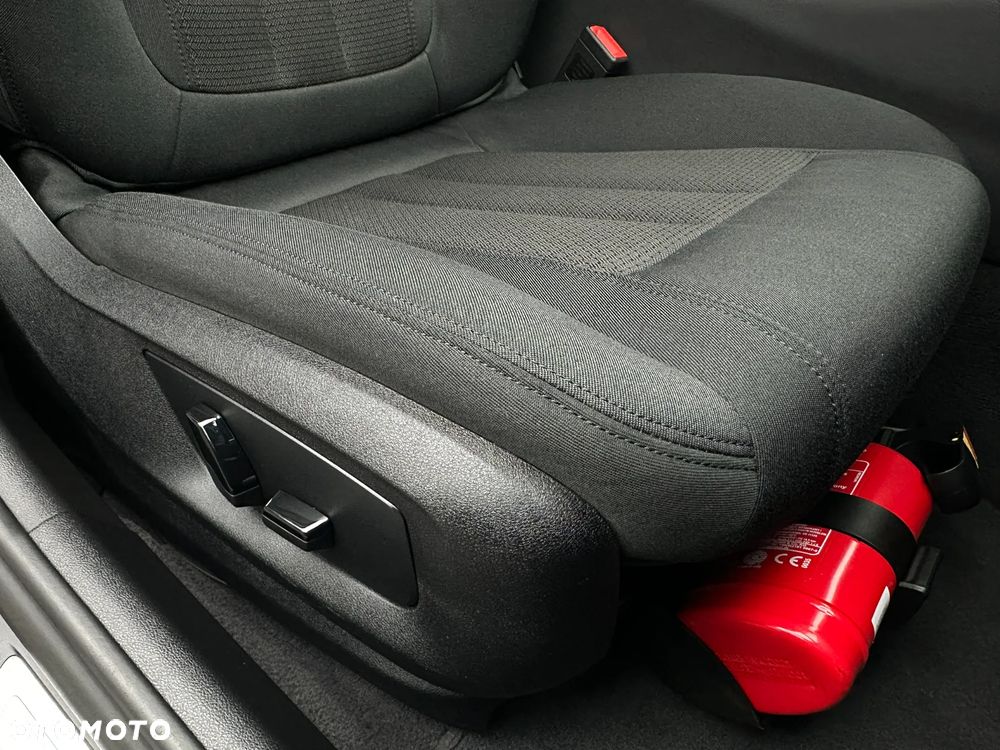 BMW Seria 5 520d xDrive Sport - 22