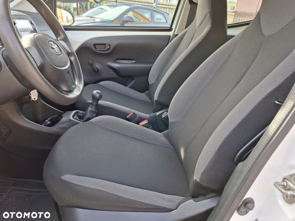 Toyota Aygo 1.0 VVT-i Sprint EU6 - 12